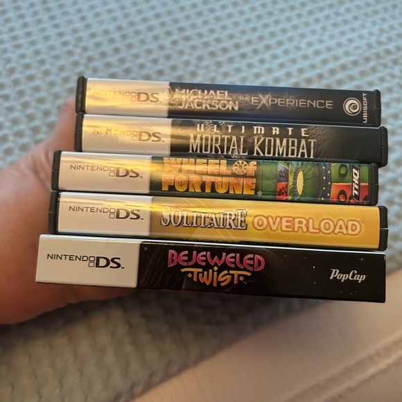 Nintendo DS - Picture 5 of 6